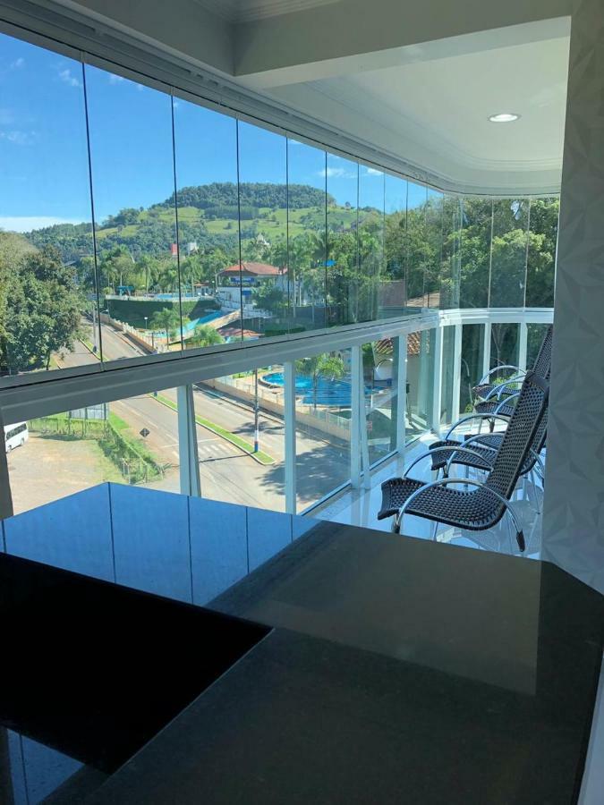 Apartamento 602 Edifício Thermas Palace Piratuba